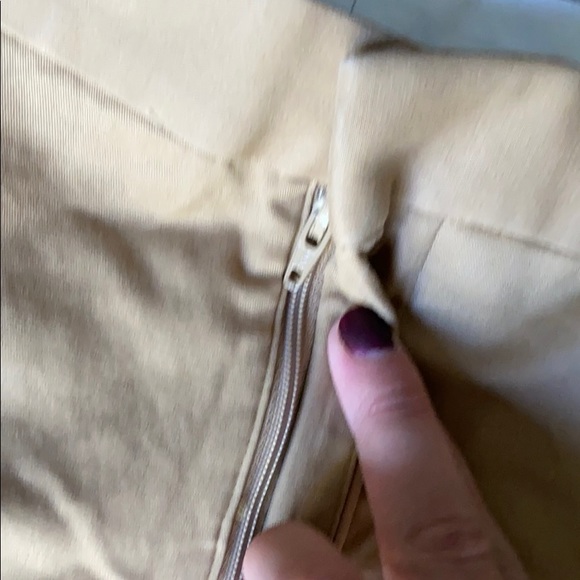 EXPRESS Men’s khaki casual slacks - Picture 2 of 6